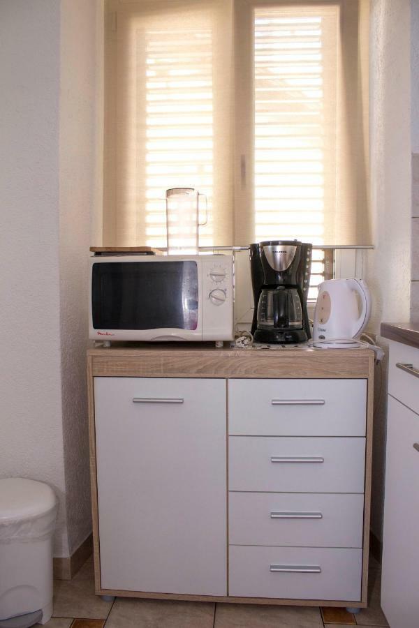 Apartment Tessa غييكا المظهر الخارجي الصورة