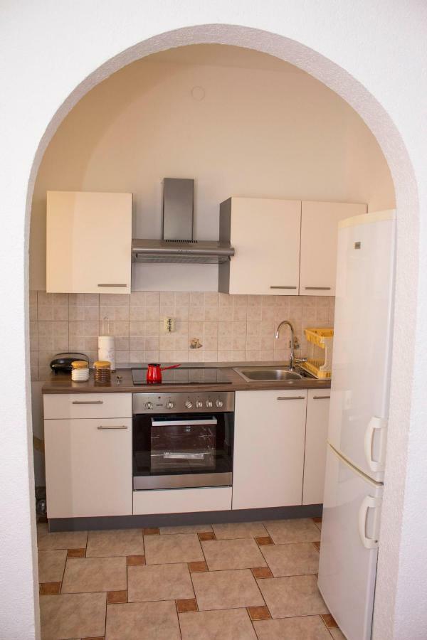 Apartment Tessa غييكا المظهر الخارجي الصورة