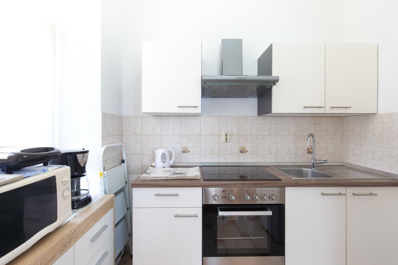 Apartment Tessa غييكا المظهر الخارجي الصورة
