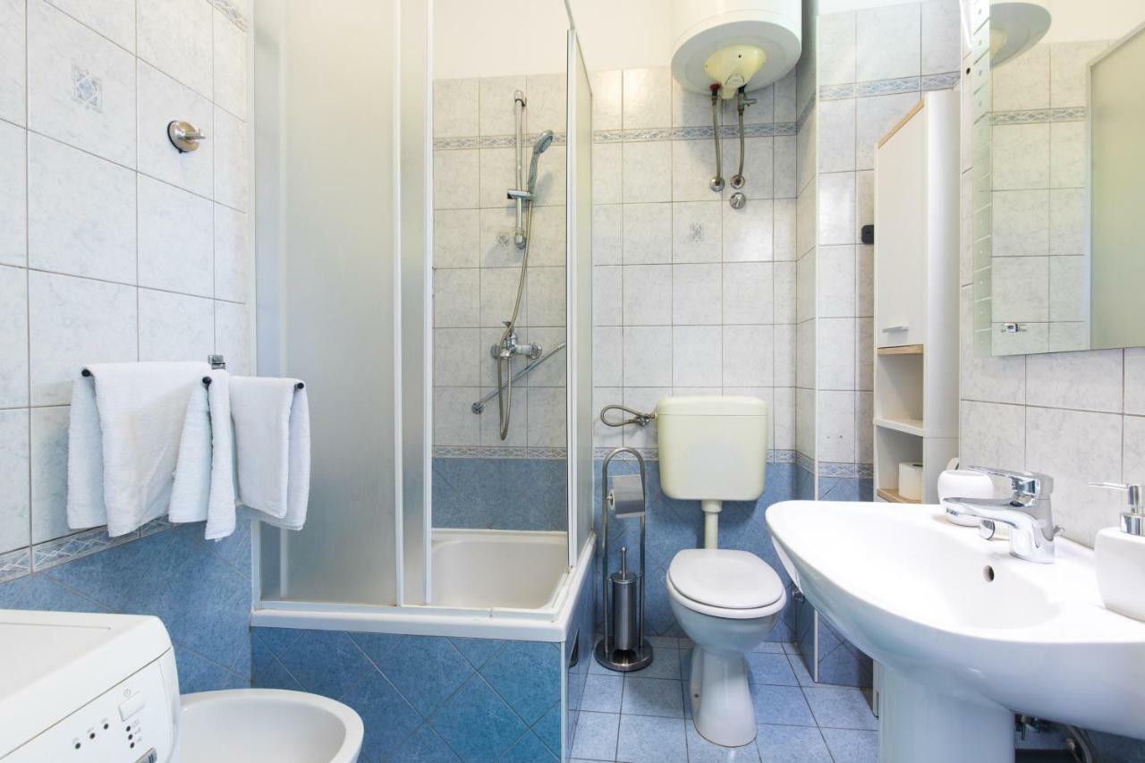 Apartment Tessa غييكا المظهر الخارجي الصورة